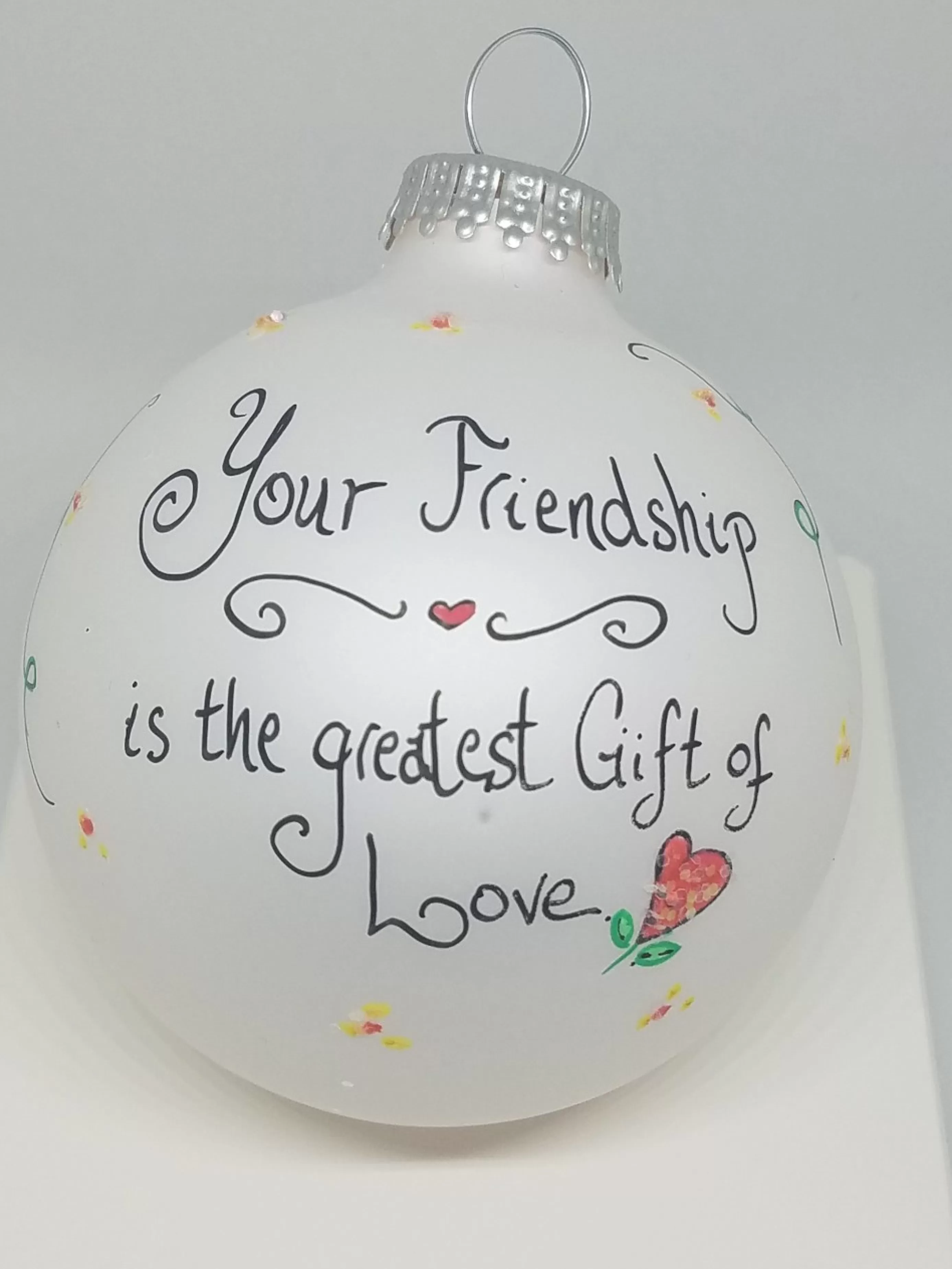 Christmas Vacation Heartfelt Celebrations Glass<Friendship Greatest Gift Painted Heartfelt Glass Ornament