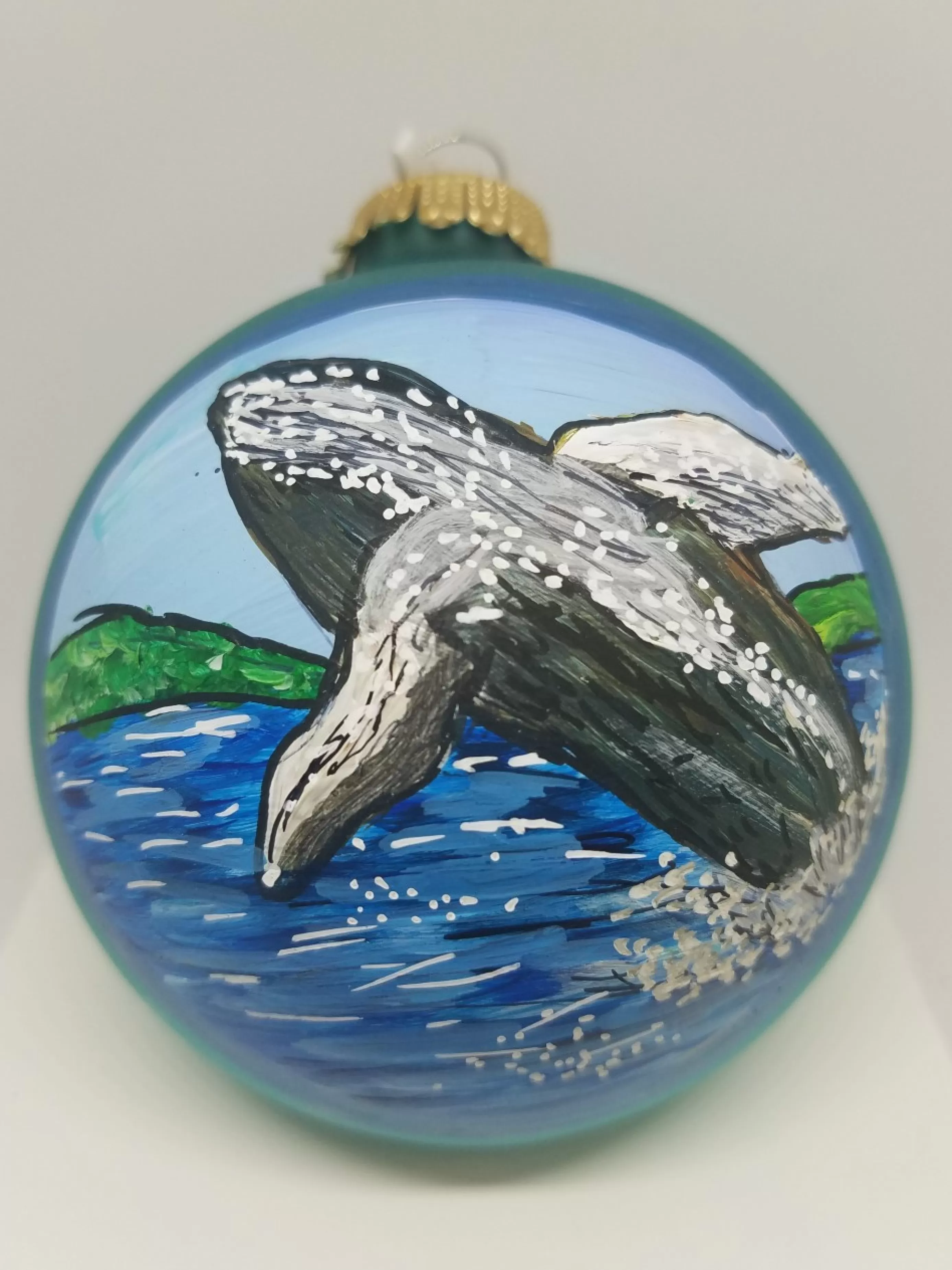 Christmas Vacation Ornaments<Whale Painted Glass Ornament